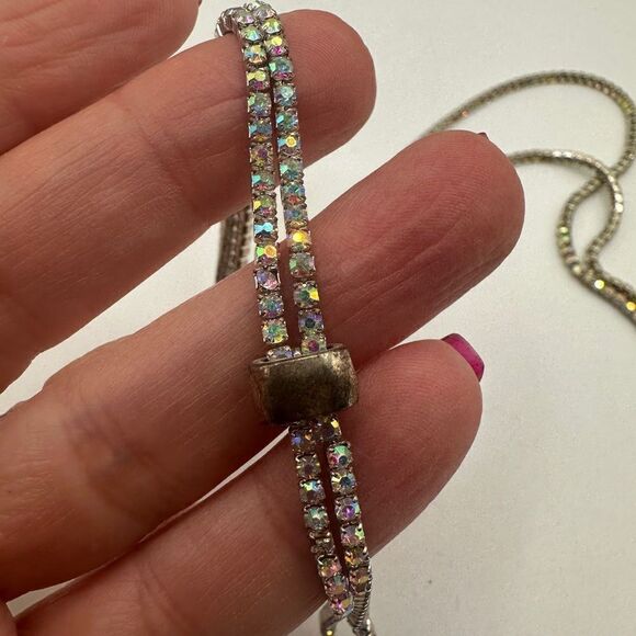 Long Aurora Borealis rhinestone bolero necklace! - Picture 9 of 12